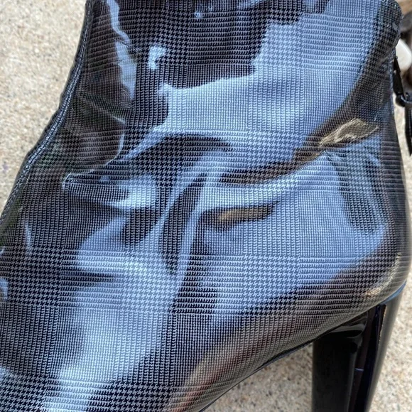 Stuart Weitzman Glossy Black Ankle Boots Size 10